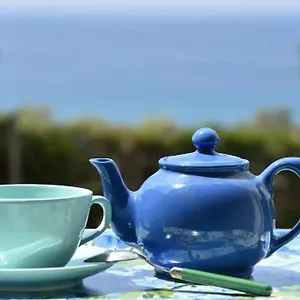 https://le-grand-large-2-par-dodo-a-cassis-13260.fr-provencehotel.com