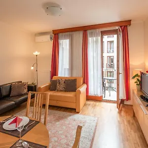 https://de-lux-at-the-synagogue.inbudapesthotels.com